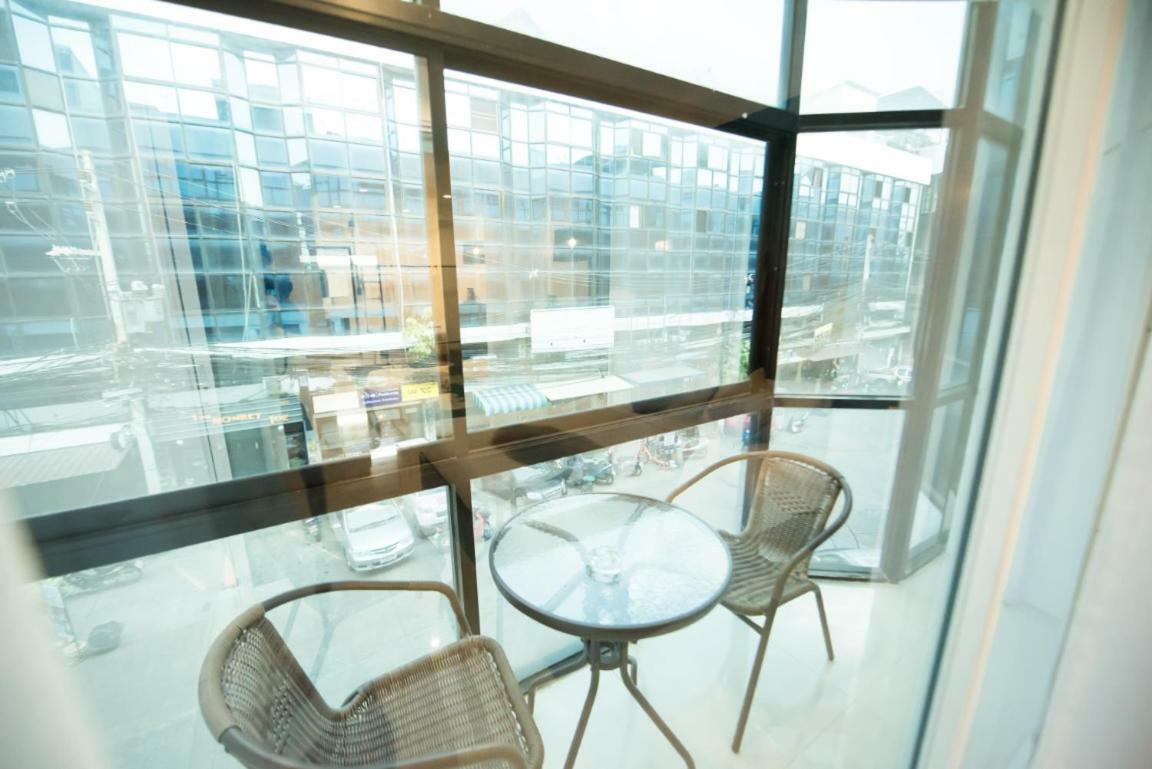 Time Inn Chaingmai Чиангмай Екстериор снимка